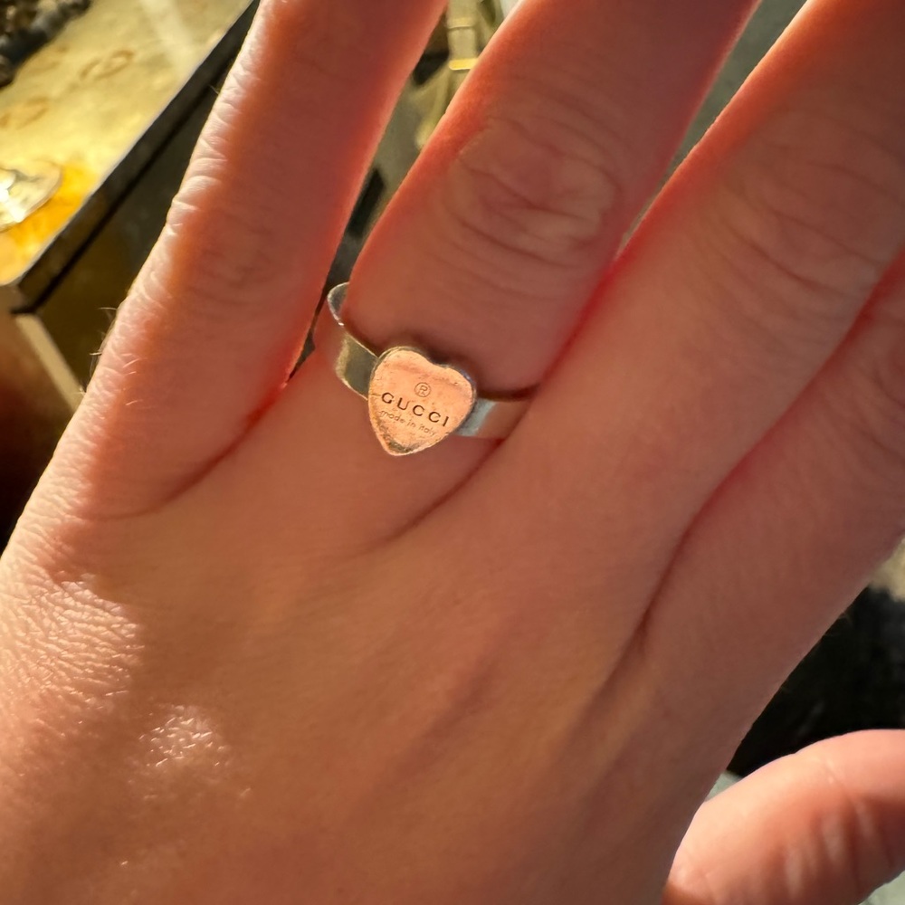 Gucci Heart Ring - Preloved - Size 7.25